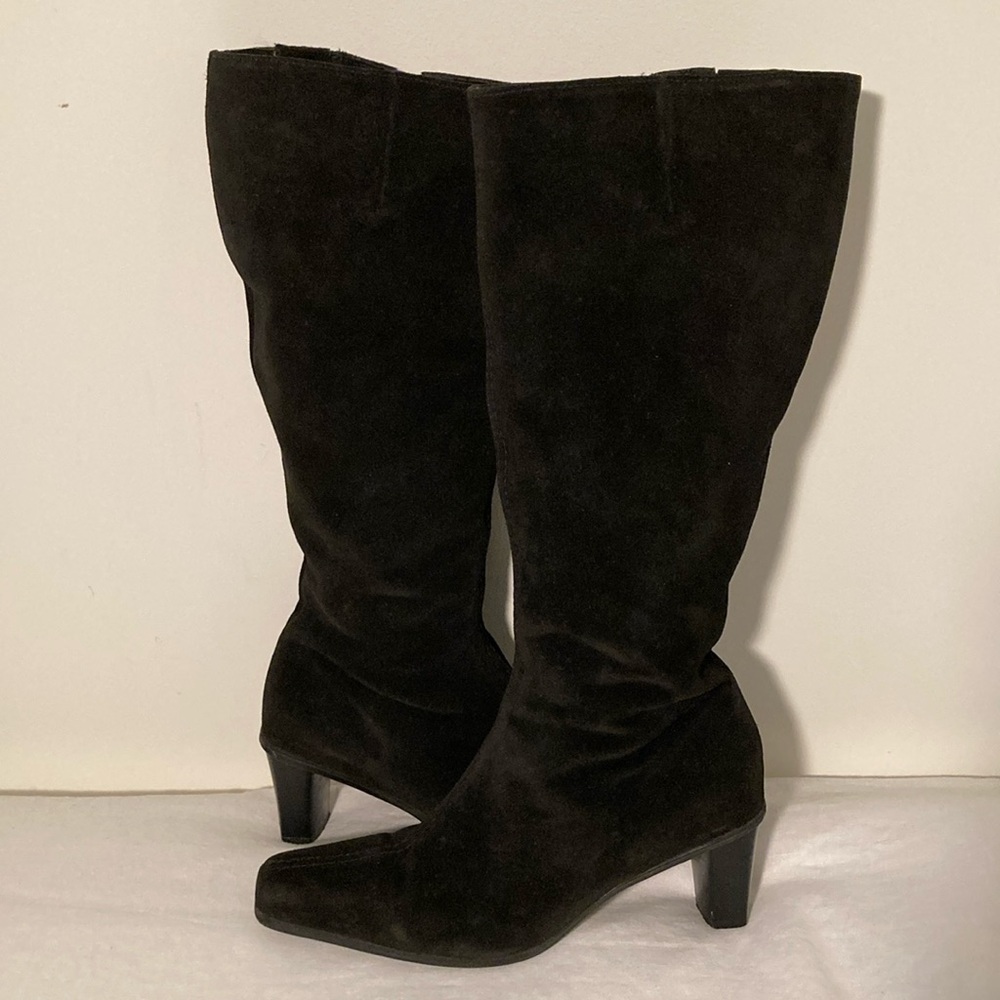 La Canadienne Black Suede Knee-High Boots 9